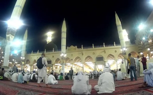 HUKUM SHALAT TA’QIB