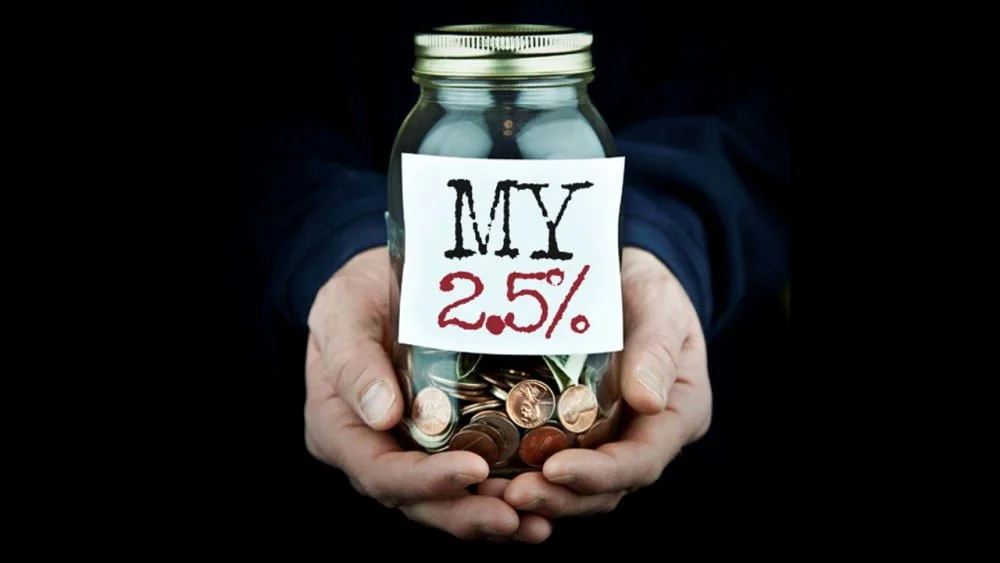 HUKUM MEMINJAM HARTA ZAKAT DAN MENUNDA PENYALURANNYA