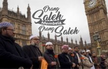 IMAM AHMAD MEMBELA KEHORMATAN IMAM ASY-SYAFI’I