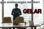 MEMBERI GELAR TIDAK PADA TEMPATNYA