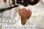 SIAPAKAH YANG PALING BERHAK MENJADI IMAM SALAT?
