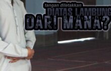 MELETAKKAN TANGAN DI ATAS LAMBUNG KIRI SAAT SALAT ITU ASALNYA DARI MANA?